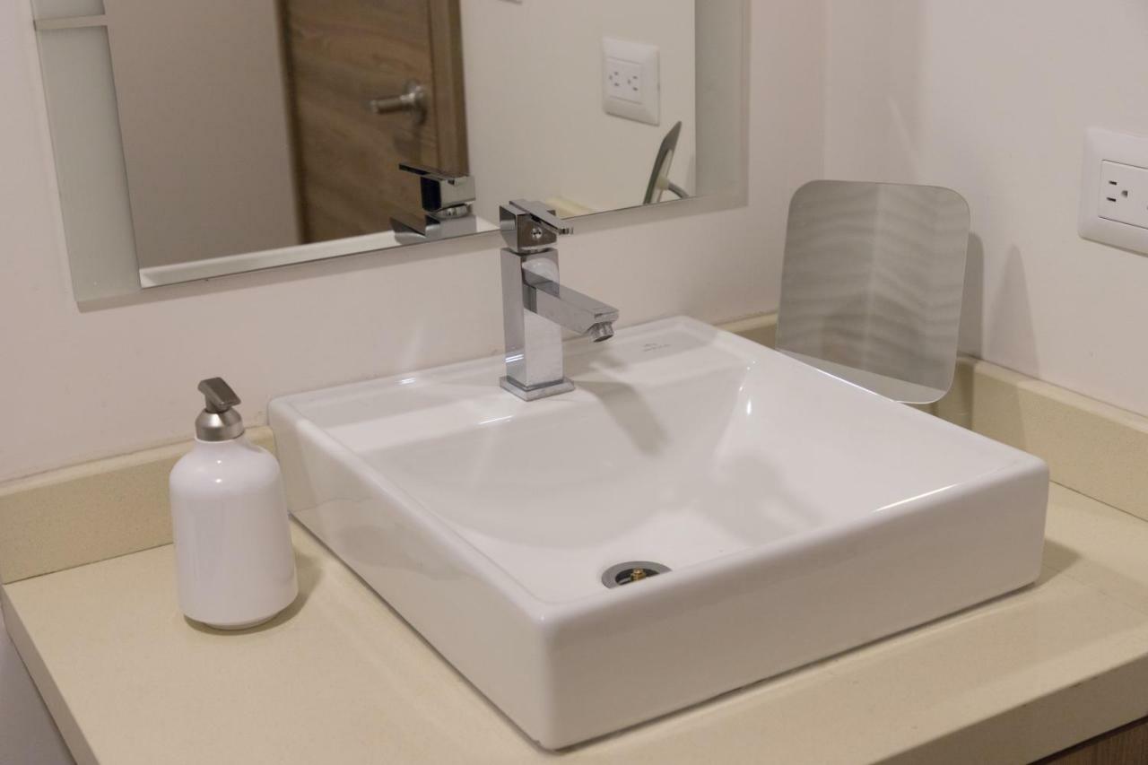 Le Bristol Aparthotel Куенка Екстериор снимка